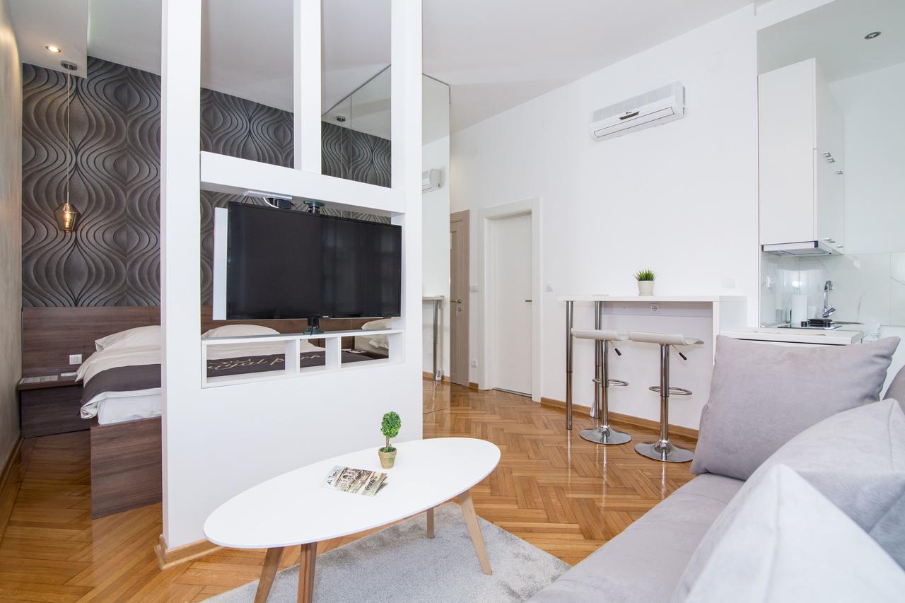 Royal Park Appartement Belgrado Buitenkant foto