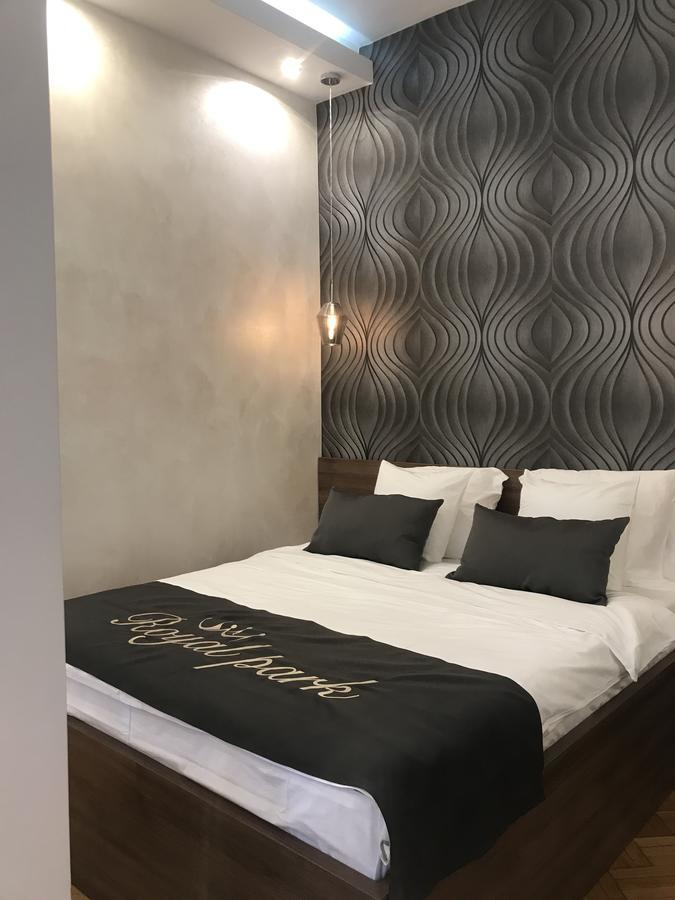 Royal Park Appartement Belgrado Buitenkant foto