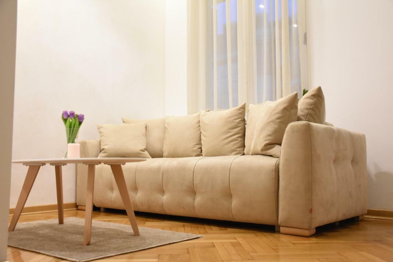 Royal Park Appartement Belgrado Buitenkant foto