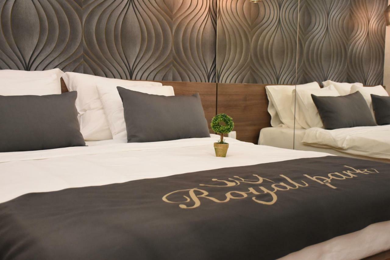 Royal Park Appartement Belgrado Buitenkant foto